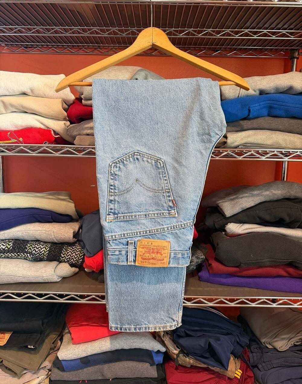 Levi's Relaxed Straight Leg Jeans Light Wash Size 34x32